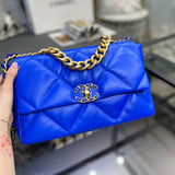Zivas Charm Signature Style Designer Handbag (Structured Everyday Essential) – Styled Look
