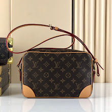 Designer Iconic Top Handle Bag - Luxury Women's Premium Handbag - NM4297
