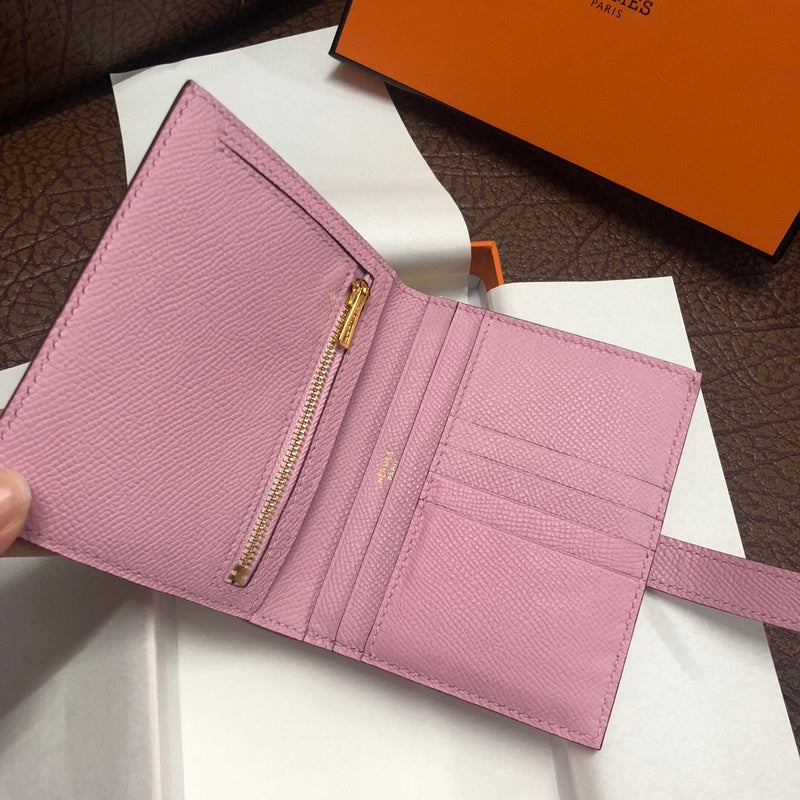 Tailored handbag styled for everyday wear