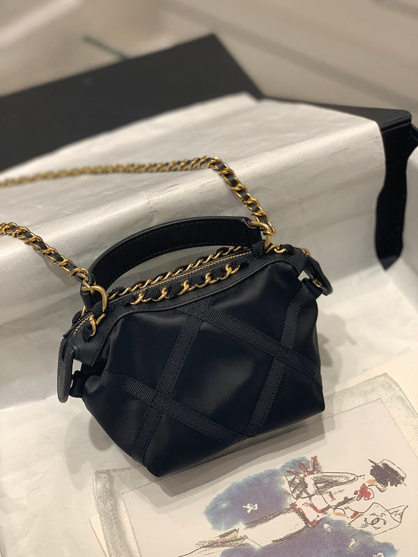  versatile purse view 5