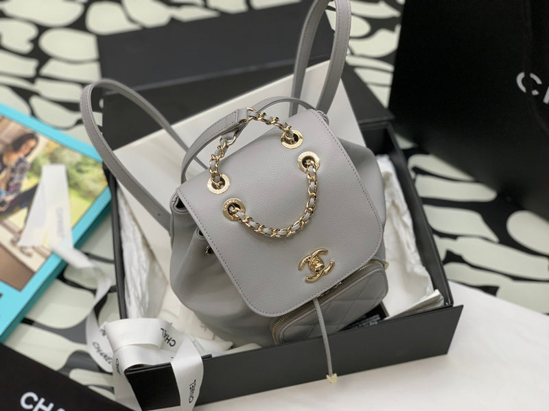  mid purse view 9