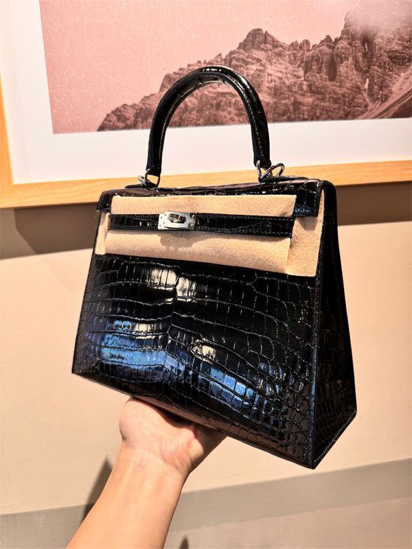 Poised bag women's premium everyday handbag