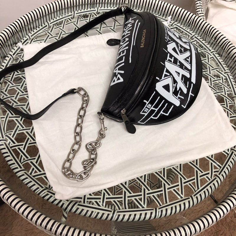Styled lifestyle shot of structured everyday-luxe women's handbag – women's designer-style accessory