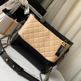  handbag, spacious everyday style, image 3