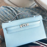  classic carryall bag styled with outfit