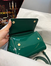 Chic Women's Designer Tote - Luxury Premium Handbag Style - NM6885