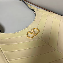 Luxury Monogram Shoulder Bag - Women's Elegant Designer Fashion - NM2850