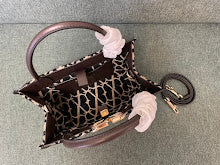 Designer Iconic Tote Handbag - Premium Luxury Women's Fashion - NM2857