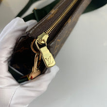Chic Women's Satchel Handbag - Luxury Premium Designer Style - NM4393