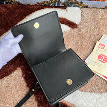 Luxury Signature Top Handle Bag - Elegant Women's Designer Handbag - NM7126