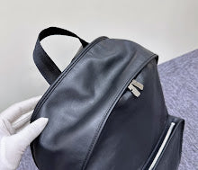 New Premium Signature Crossbody - Chic Women's Luxury Designer Bag - NM5653