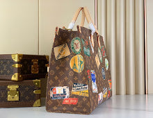 Designer Iconic Tote Handbag - Premium Luxury Women's Fashion - NM4408