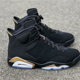 Nike Men's & Women's Premium Designer Sneakers — Style 010 close-up view