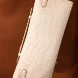  Sophisticated handbag carried on shoulder