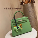  Timeless everyday bag front view 31