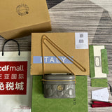 Timeless handbag styled for everyday wear