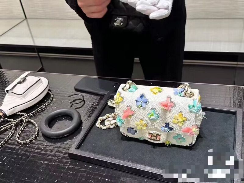  women's handbag, versatile design, view 5