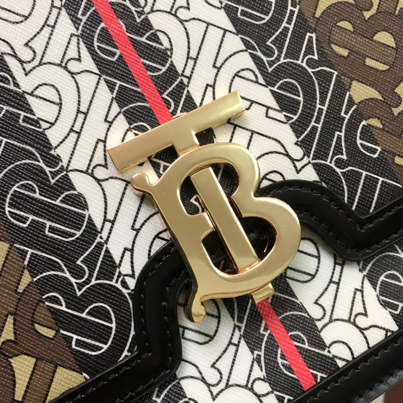 Ziva's Charm handbag – close-up view (one versatile size)
