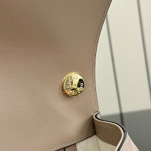 Premium Signature Crossbody - Chic Women's Luxury Designer Bag - NM4081