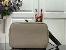 Luxury Signature Top Handle Bag - Elegant Women's Designer Handbag - NM5035