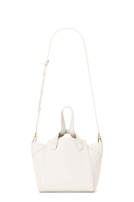 Ziva's Charm handbag – full view (20cm*20cm*18cm)