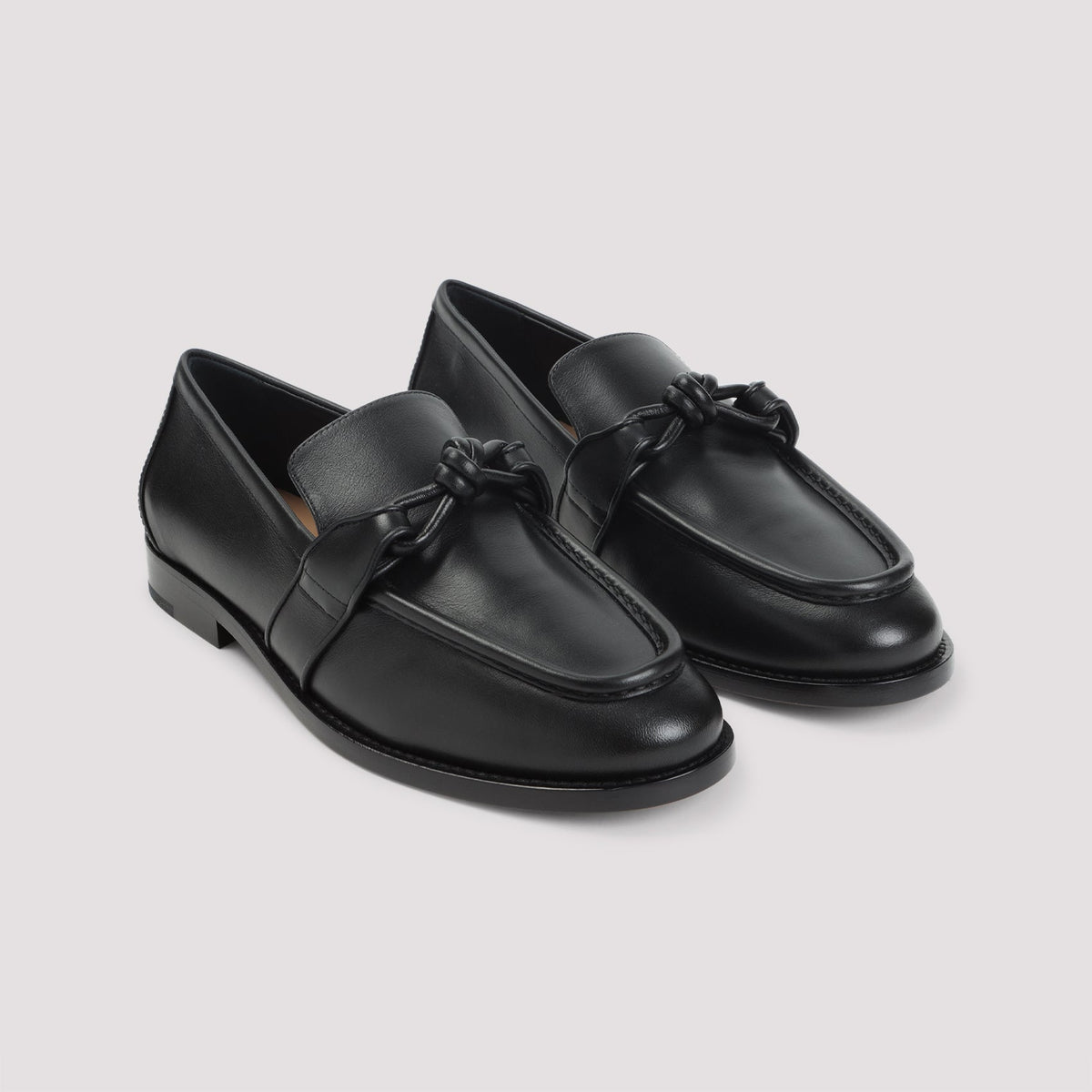 Bottega Veneta athletic side profile designer luxury fashion
