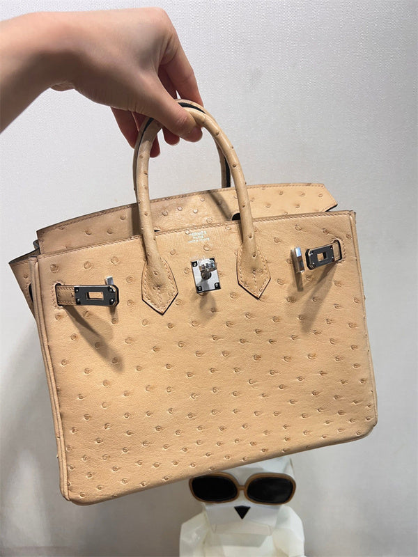  Contemporary shoulder bag carried on shoulder