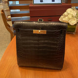 Interior view of effortless premium bag