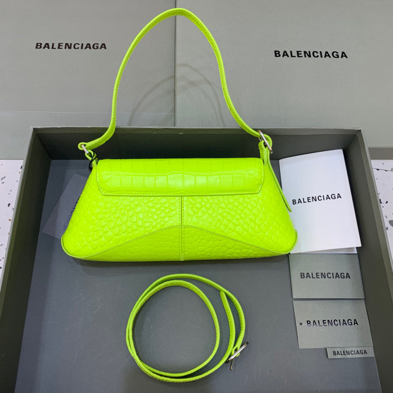 Zivas Charm Sleek Silhouette Statement Handbag (Thoughtfully Structured Design) – Detail View