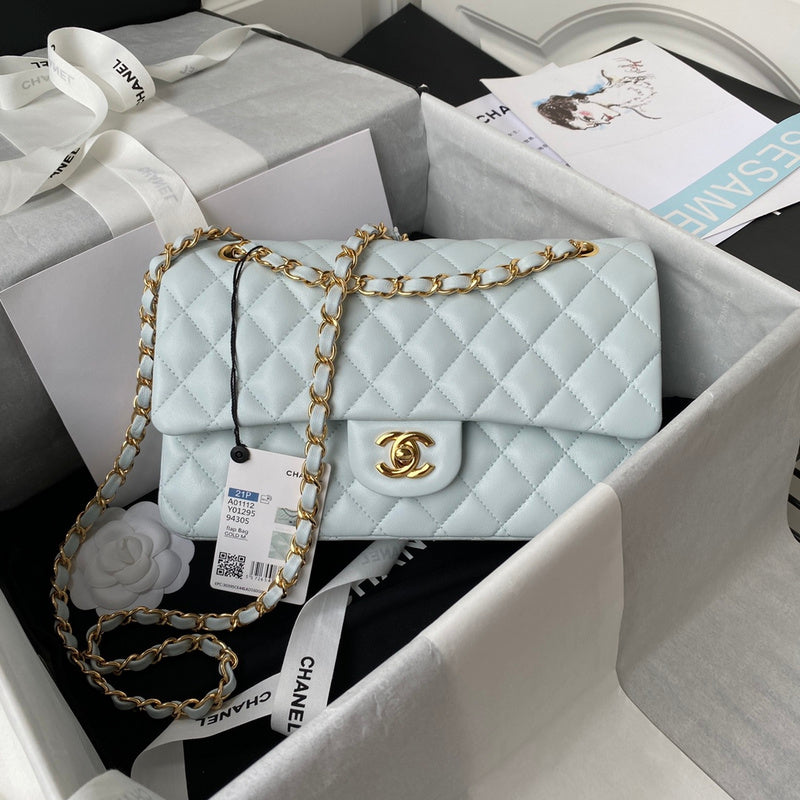  mid purse view 1