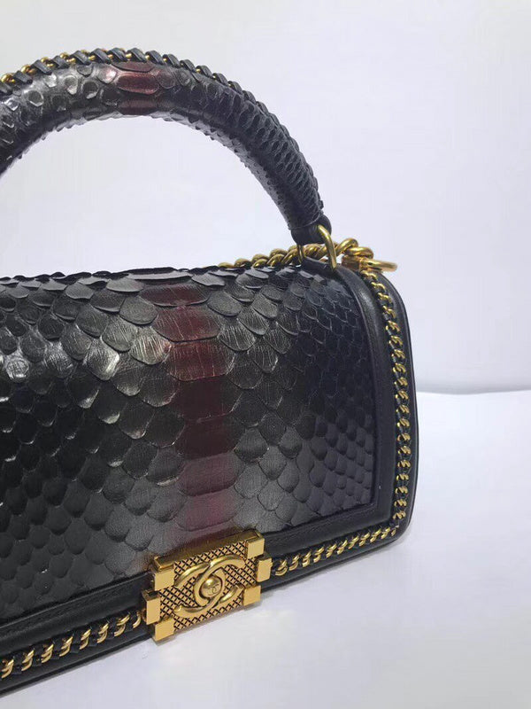  mid purse view 9