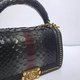 mid purse view 9
