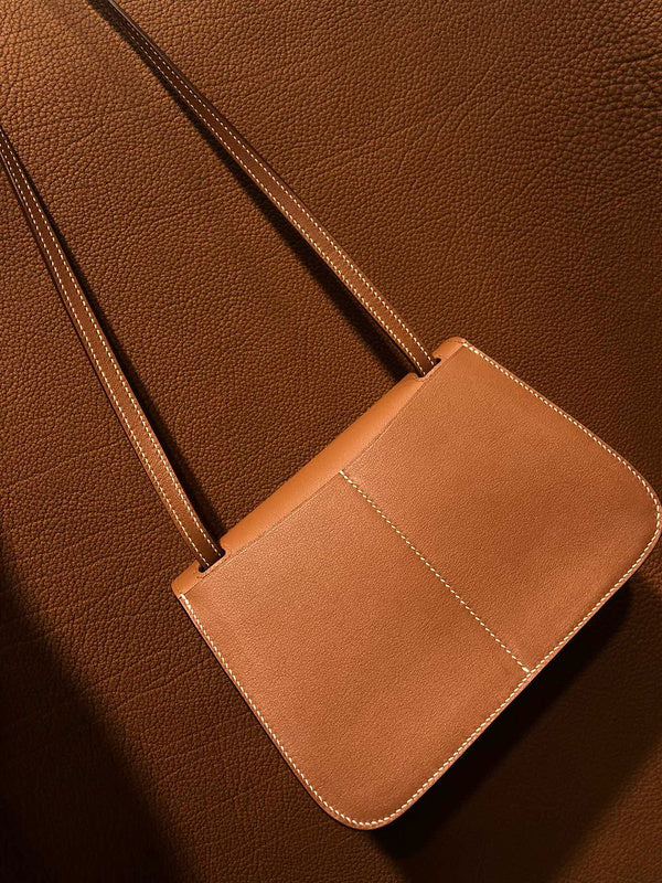 Sculpted handbag styled for everyday wear