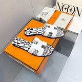 Hermes sandals Style 192 - sole and craftsmanship detail