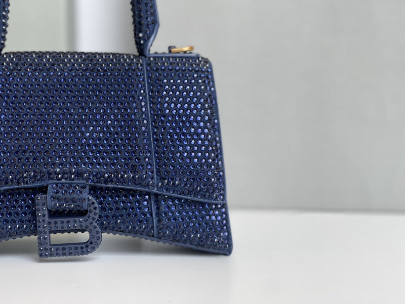 Zivas Charm Streamlined Design Statement Handbag (Everyday Luxury Essential) – Back View