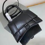 Zivas Charm Refined Structure Statement Handbag (Contemporary Shape Language) – Interior View