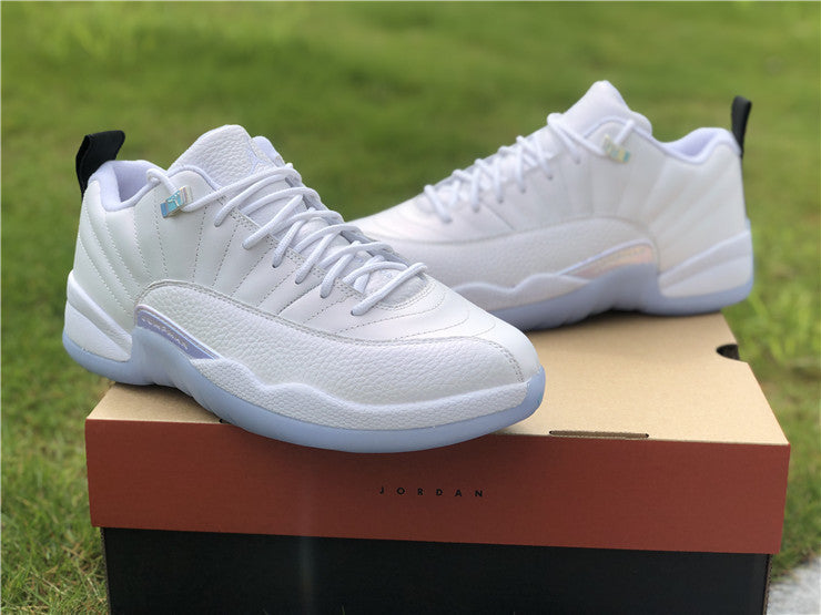 Nike Men's & Women's Designer Street Sneakers — Style 170 close-up view