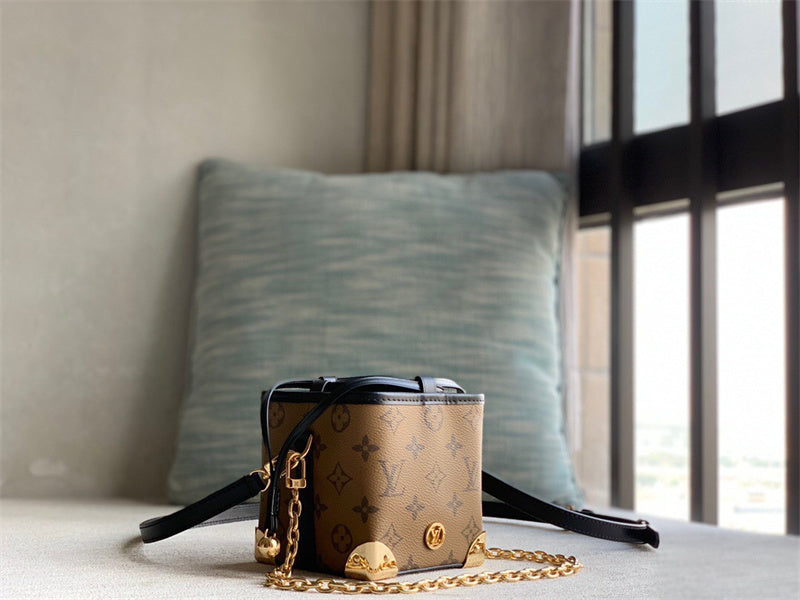  Contemporary satchel front view 13