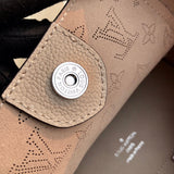 Front view of modern sleek women's handbag – women's everyday handbag