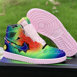 Nike Men's & Women's Premium Low-Top Trainers — Style 037 hardware detail