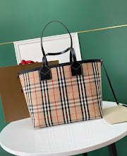 Premium Structured Satchel - Chic Women's Luxury Designer Handbag - NM5491