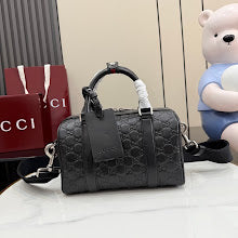 Premium Leather Crossbody Bag - Elegant Women's Designer Handbag - NM4030
