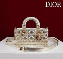 Luxury Structured Shoulder Bag - Women's Premium Designer Fashion - NM7415