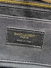 Luxury Signature Top Handle Bag - Elegant Women's Designer Handbag - NM3769