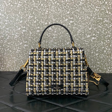 Premium Signature Shoulder Bag - Chic Women's Luxury Designer - NM2915