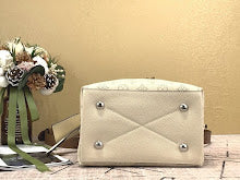 Premium Signature Shoulder Bag - Chic Women's Luxury Designer - NM4204