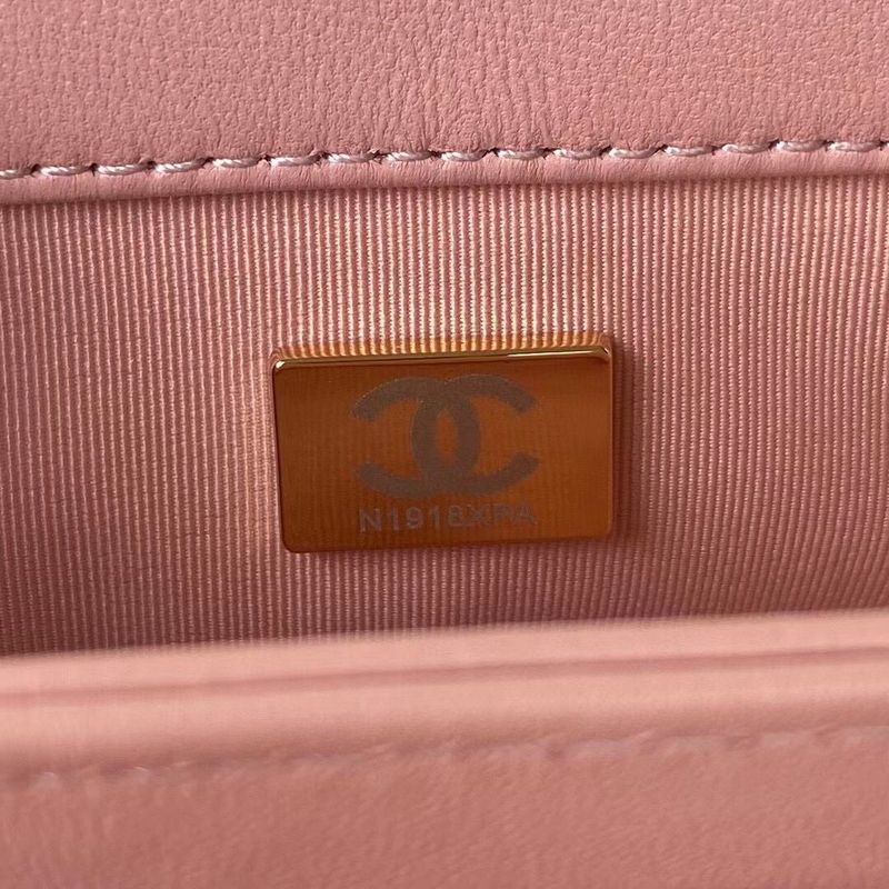Zivas Charm Sleek Silhouette Designer Handbag (Statement-Ready Design) – Angled View