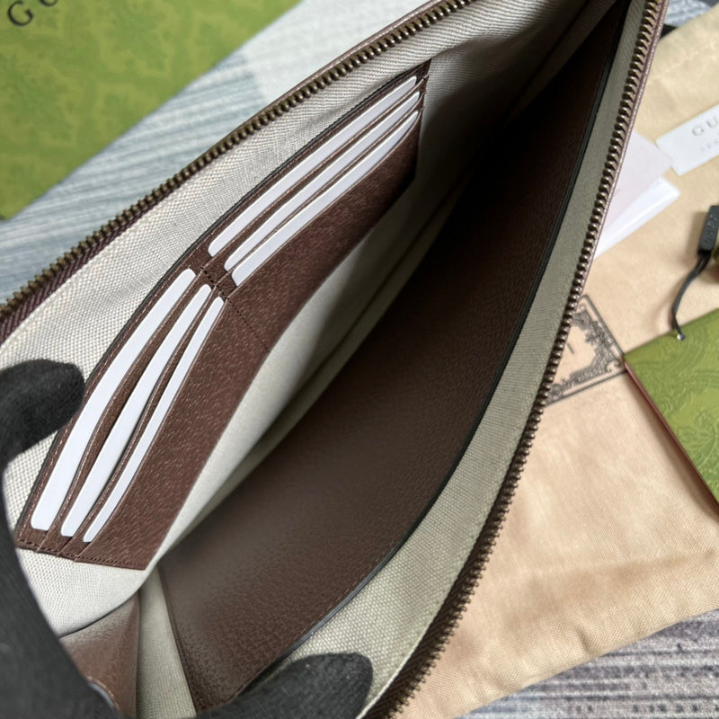 Close-up detail of everyday-luxe elevated women's handbag – women's luxury accessory