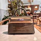 Interior view of minimalist premium bag