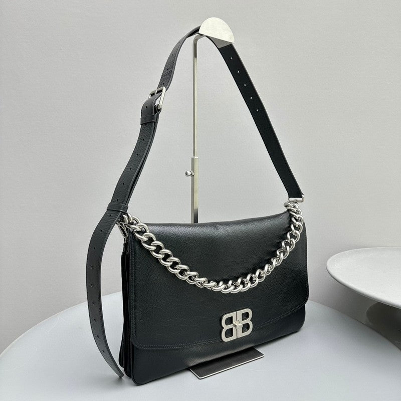 Zivas Charm Refined Everyday Style Fashion Handbag (Timeless Wardrobe Addition) – Lifestyle Shot